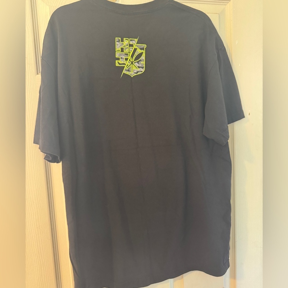 Like New Hawaii’s finest Black hi viz graphic tee XL - Picture 4 of 4